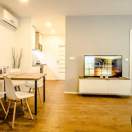 By Kovee * Μπρατισλάβα